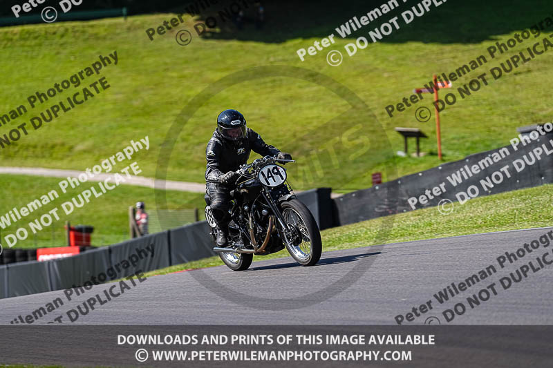 Vintage motorcycle club;eventdigitalimages;mallory park;mallory park trackday photographs;no limits trackdays;peter wileman photography;trackday digital images;trackday photos;vmcc festival 1000 bikes photographs